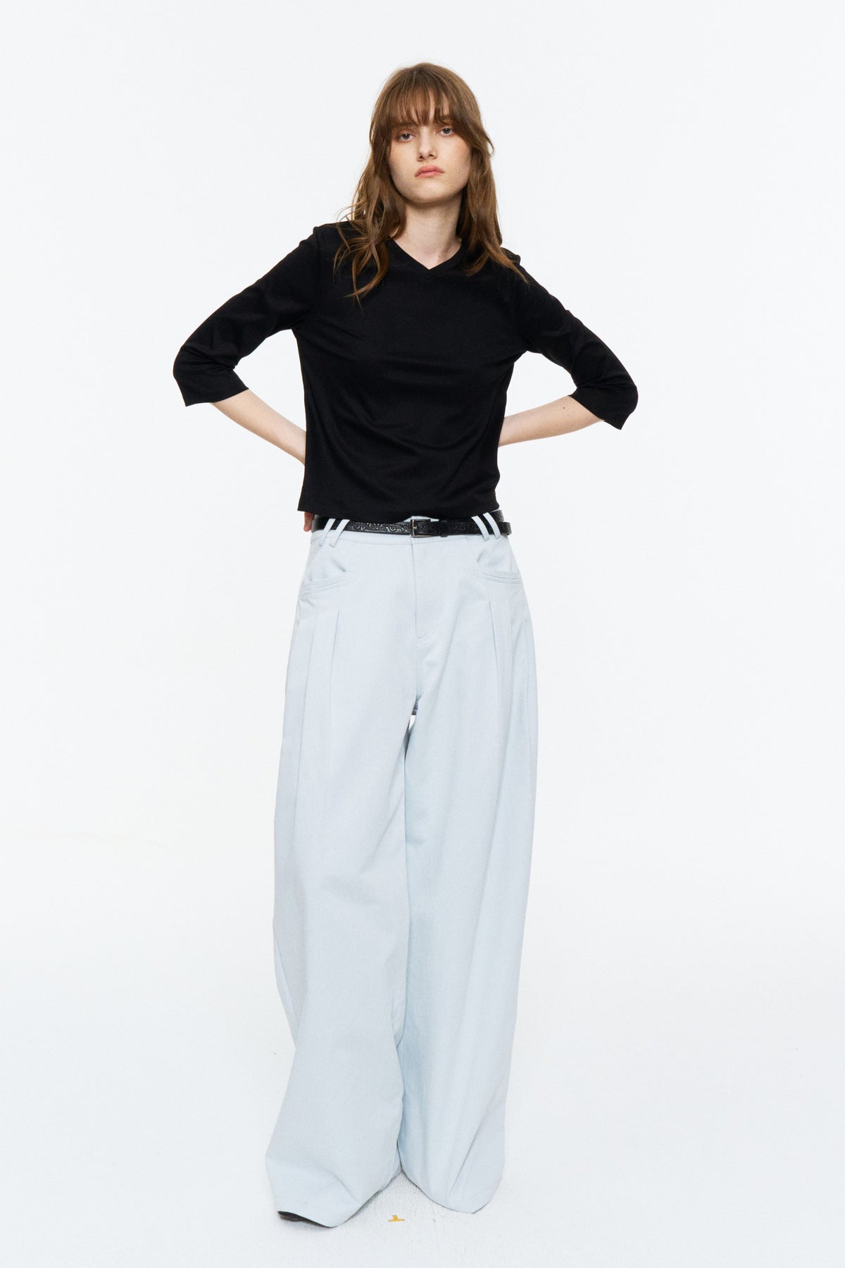Mid-Low Rise Pleated Curved-Leg Pants Light Blue