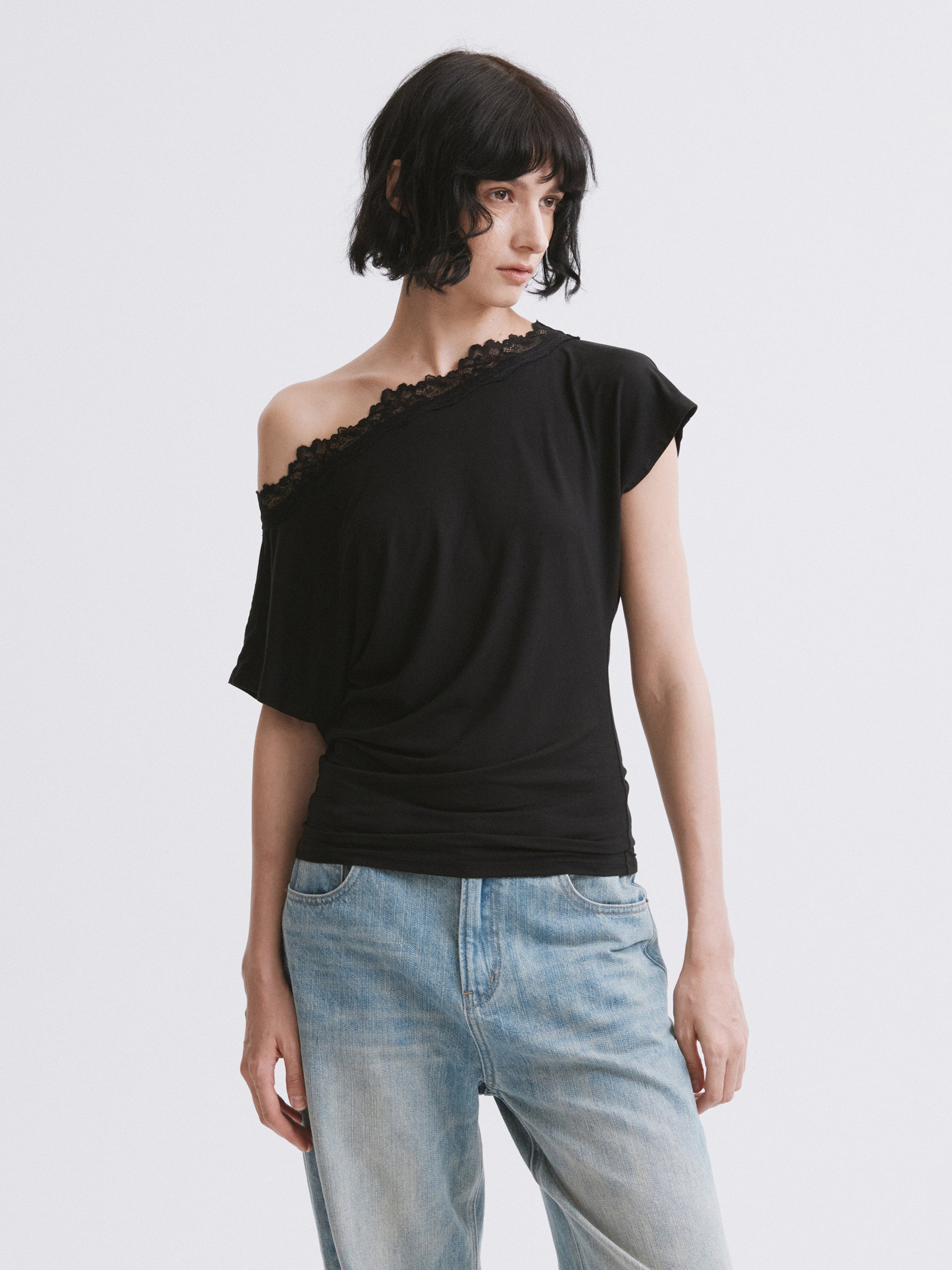 Off-Shoulder Lace Trim T-Shirt Black