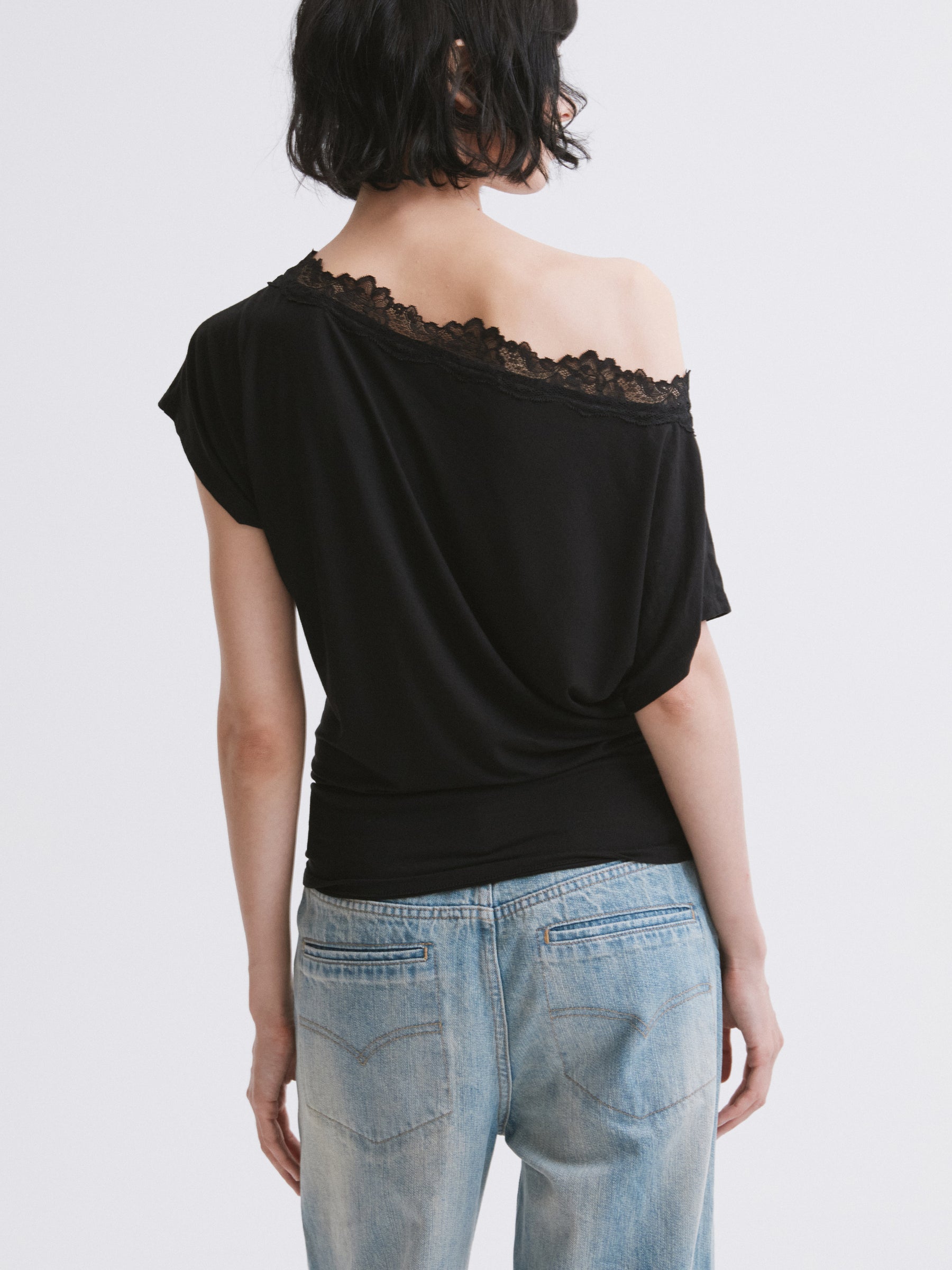 Off-Shoulder Lace Trim T-Shirt Black