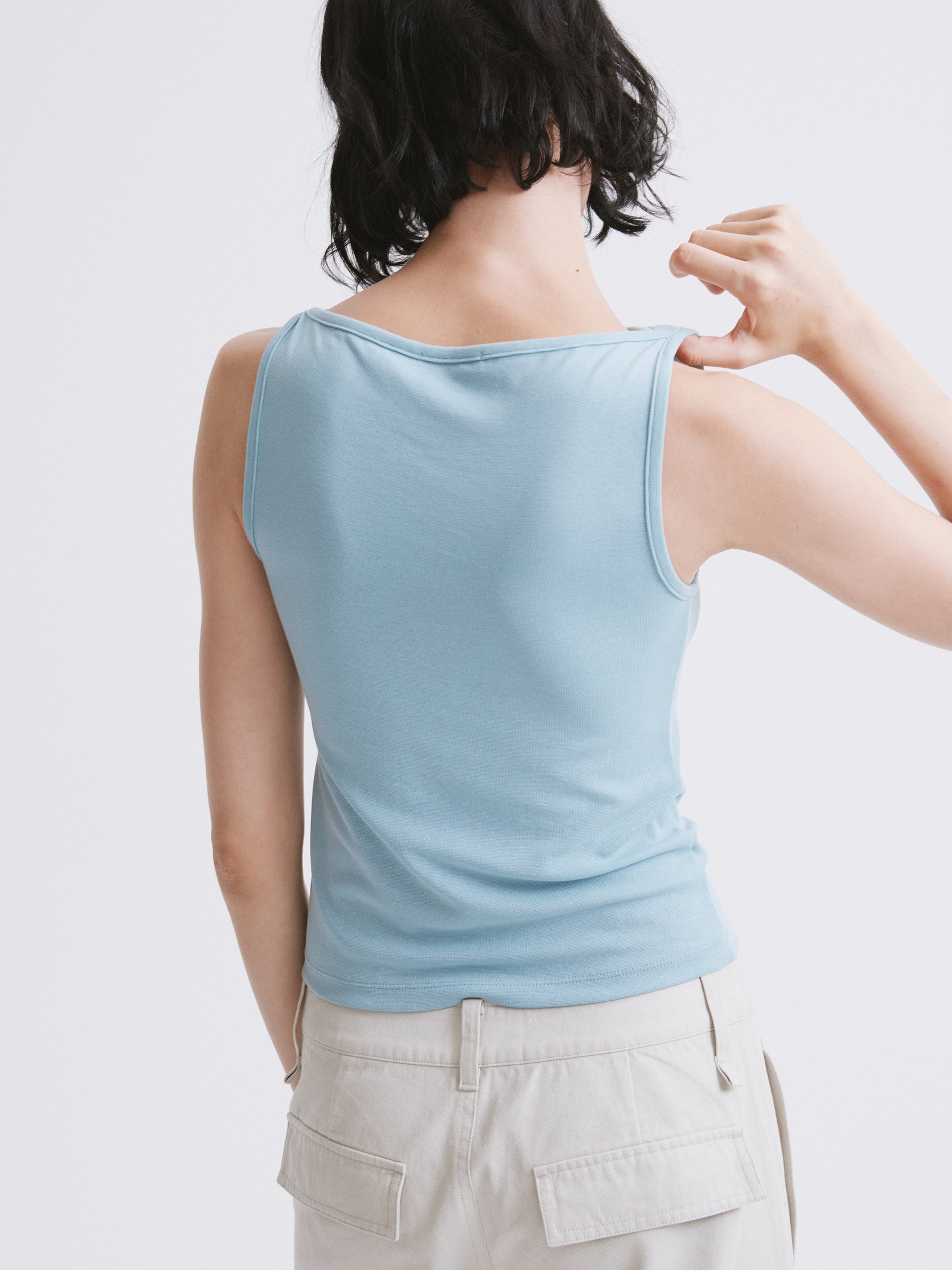 Off-Shoulder Fitted Tank Top Blue