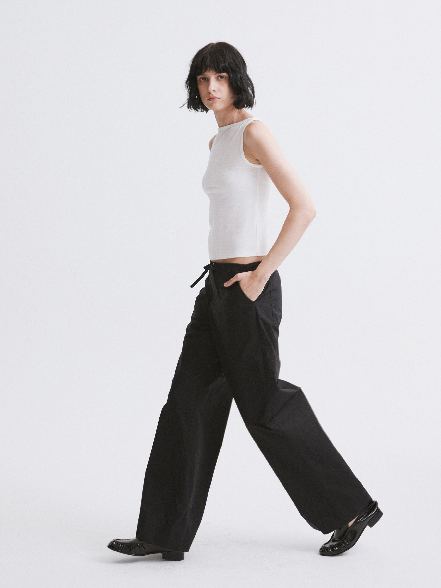 Off-Shoulder Fitted Tank Top White