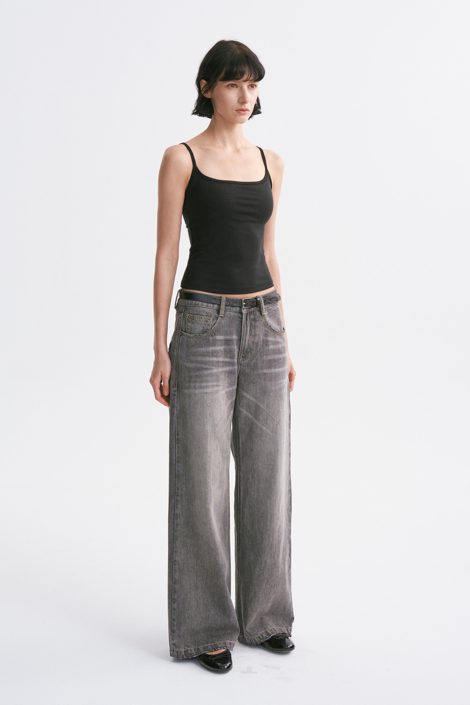 Deep U-Neck Thin Strap Padded Camisole Black