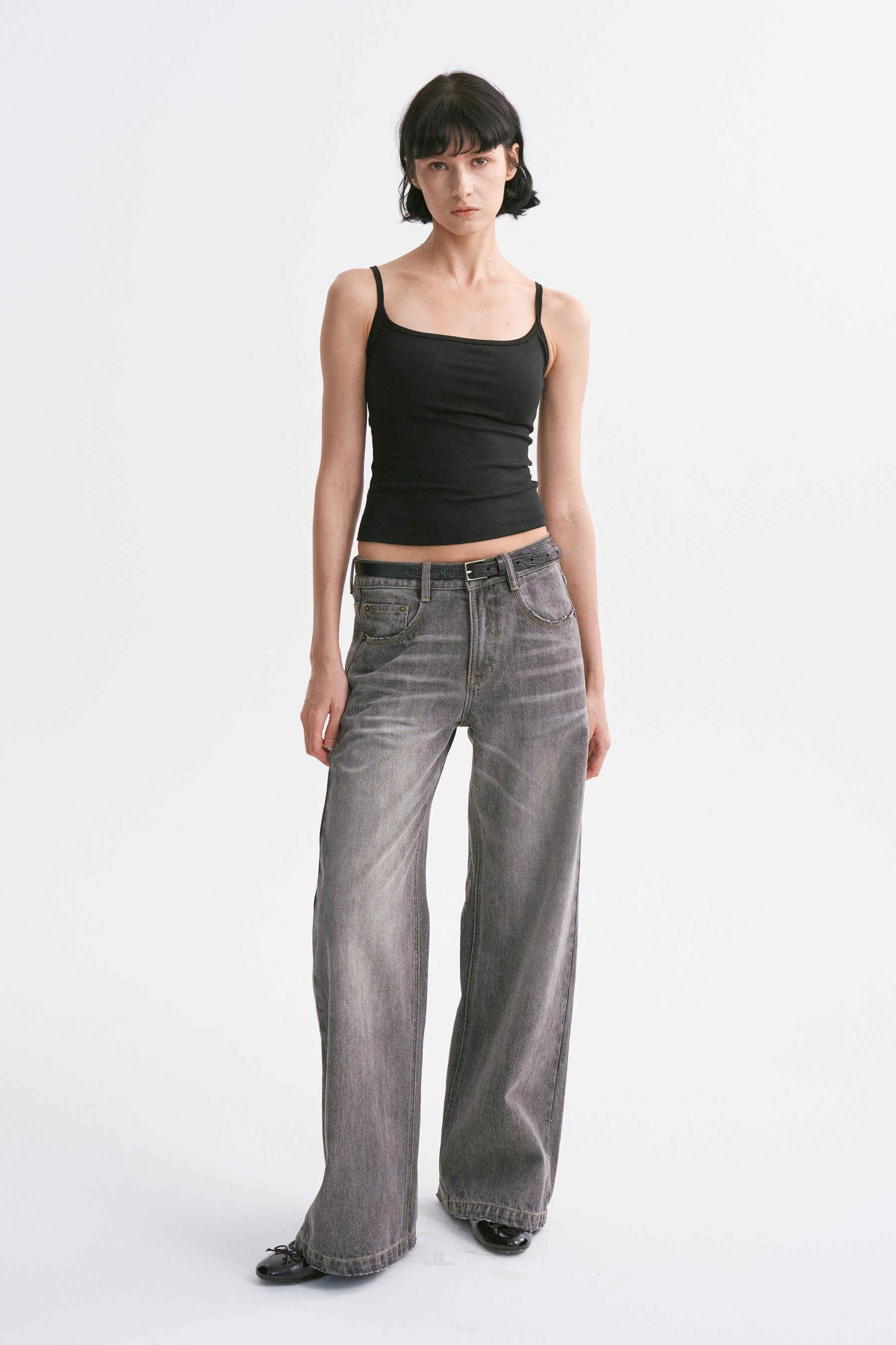 Deep U-Neck Thin Strap Padded Camisole Black