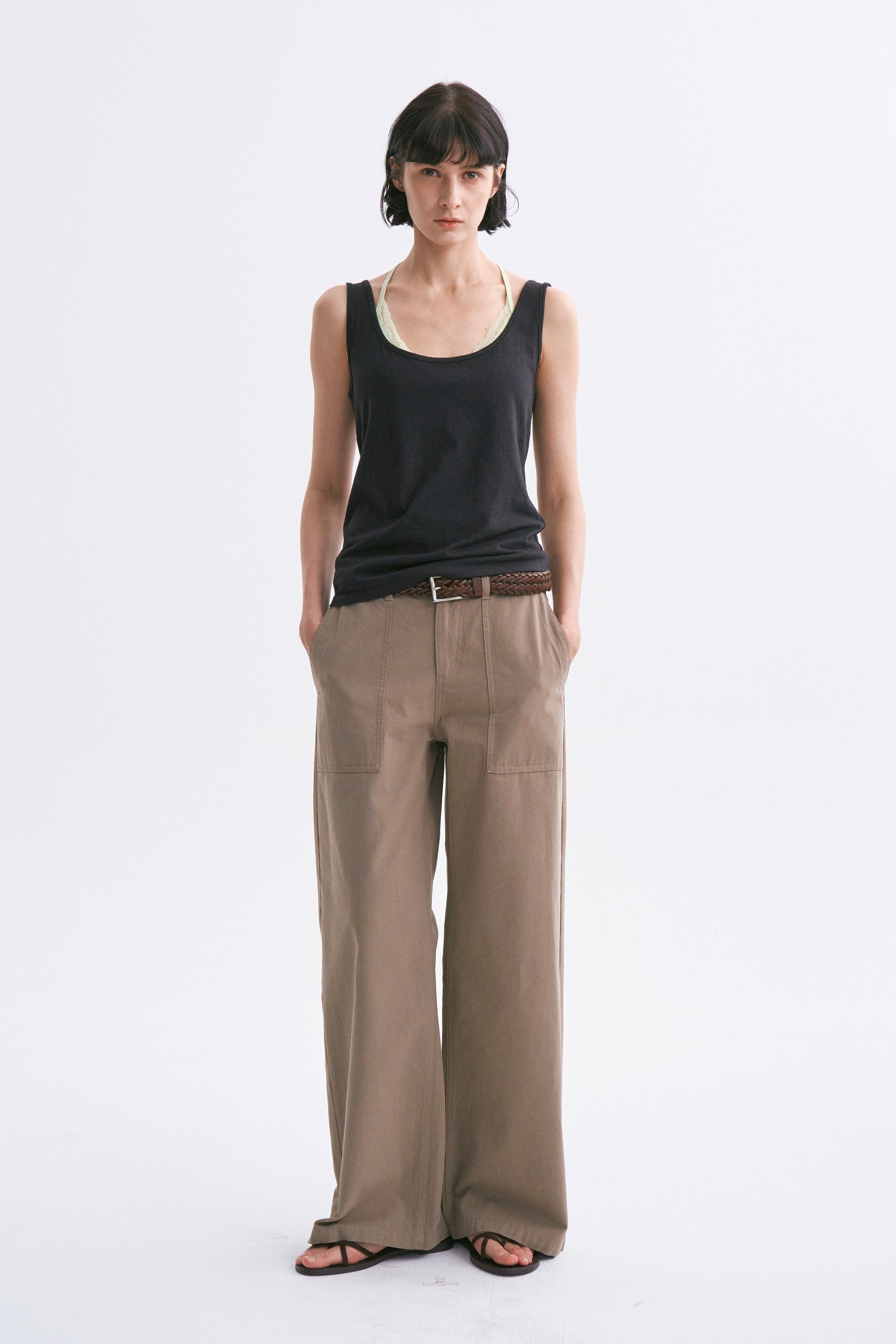 Slightly Loose U-Neck Casual Camisole Black