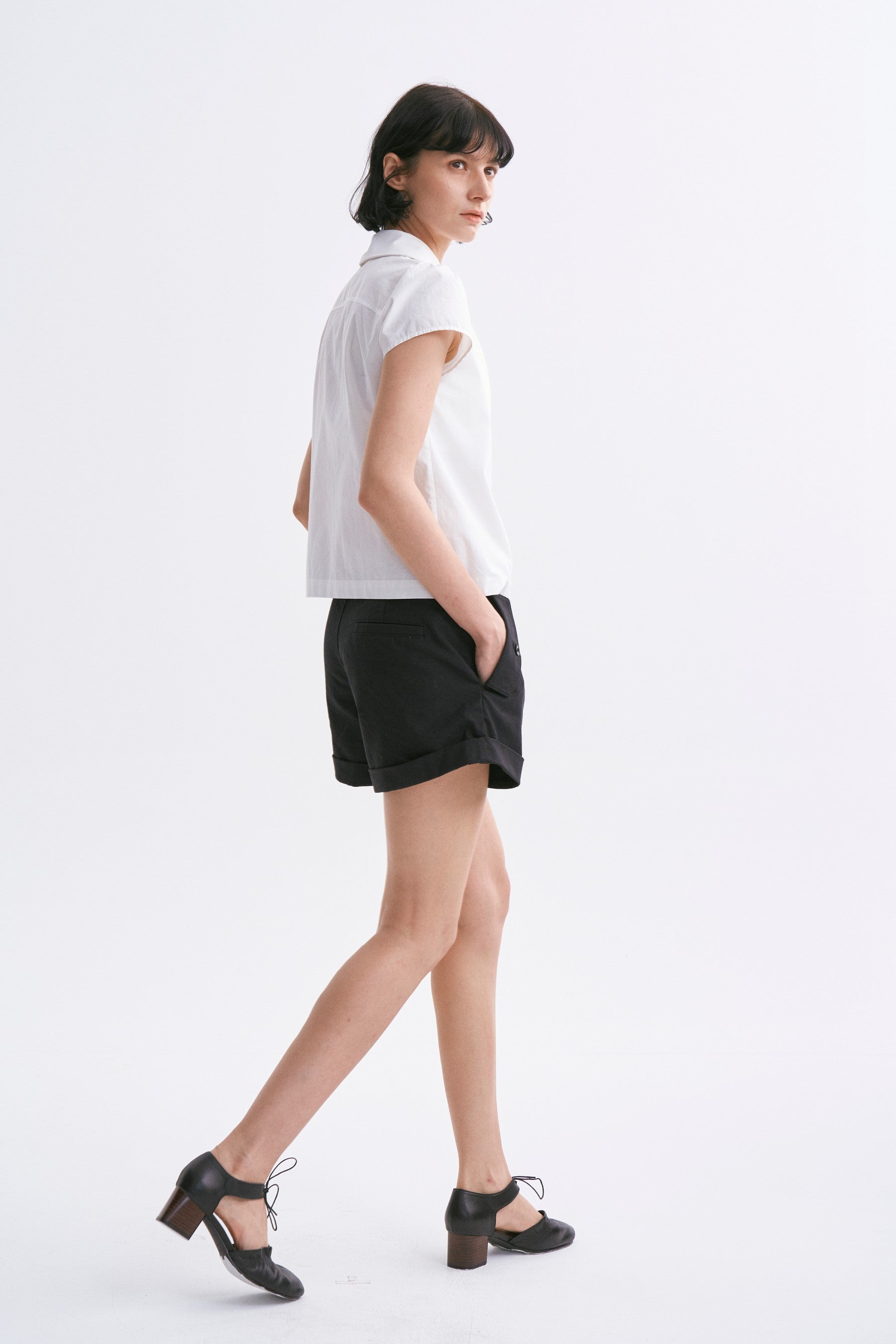 Cropped Peter Pan Collar Short-sleeve Shirt White