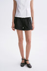 Mid-rise Cuffed Casual Shorts Black