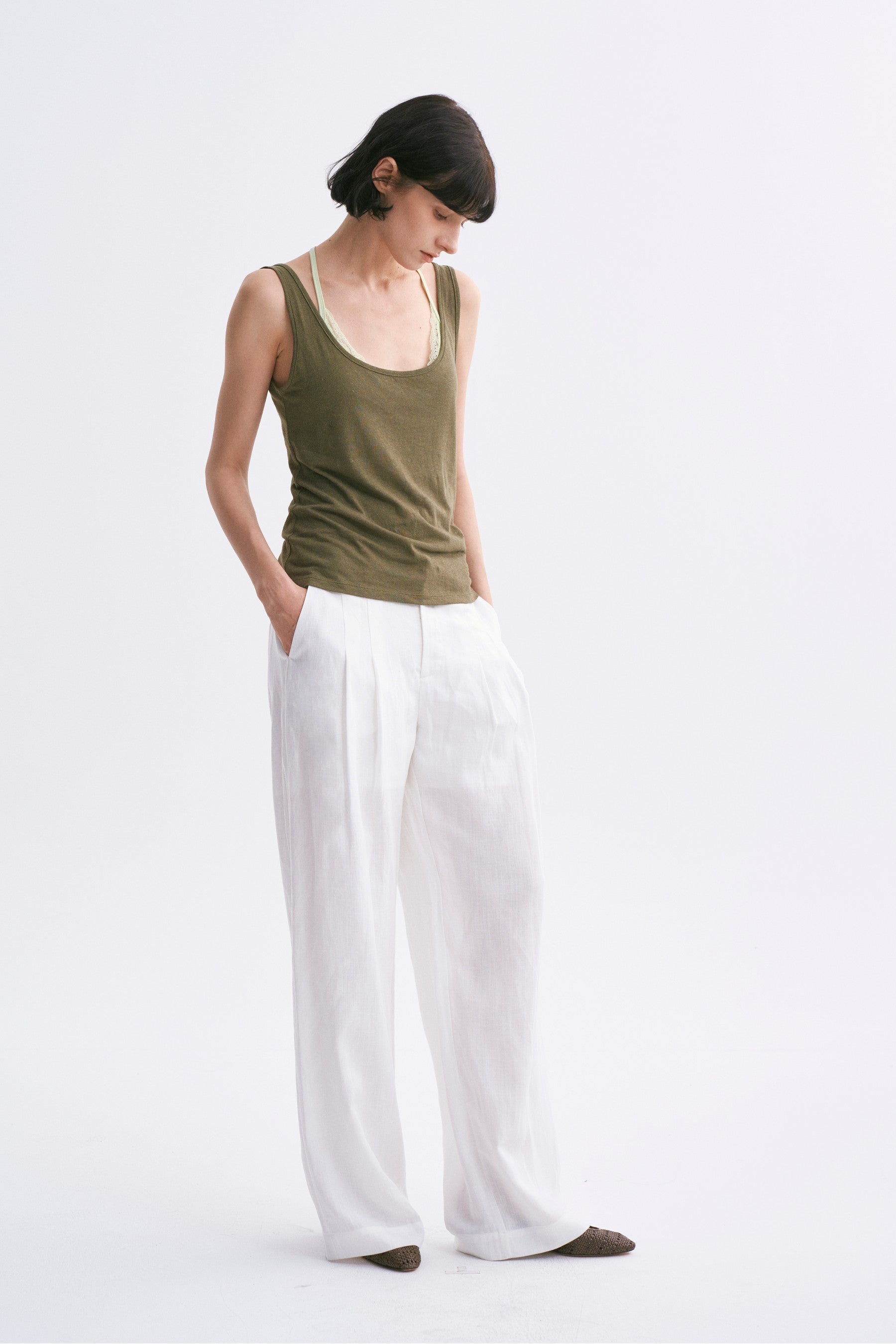 Slightly Loose U-Neck Casual Camisole Green