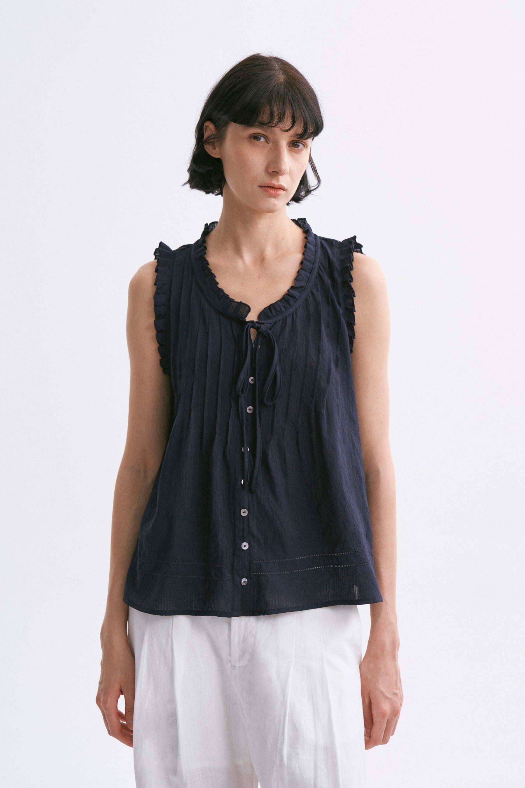 Lace-Trimmed Fine-Pleated Tie-Front Sleeveless Blouse Navy Blue