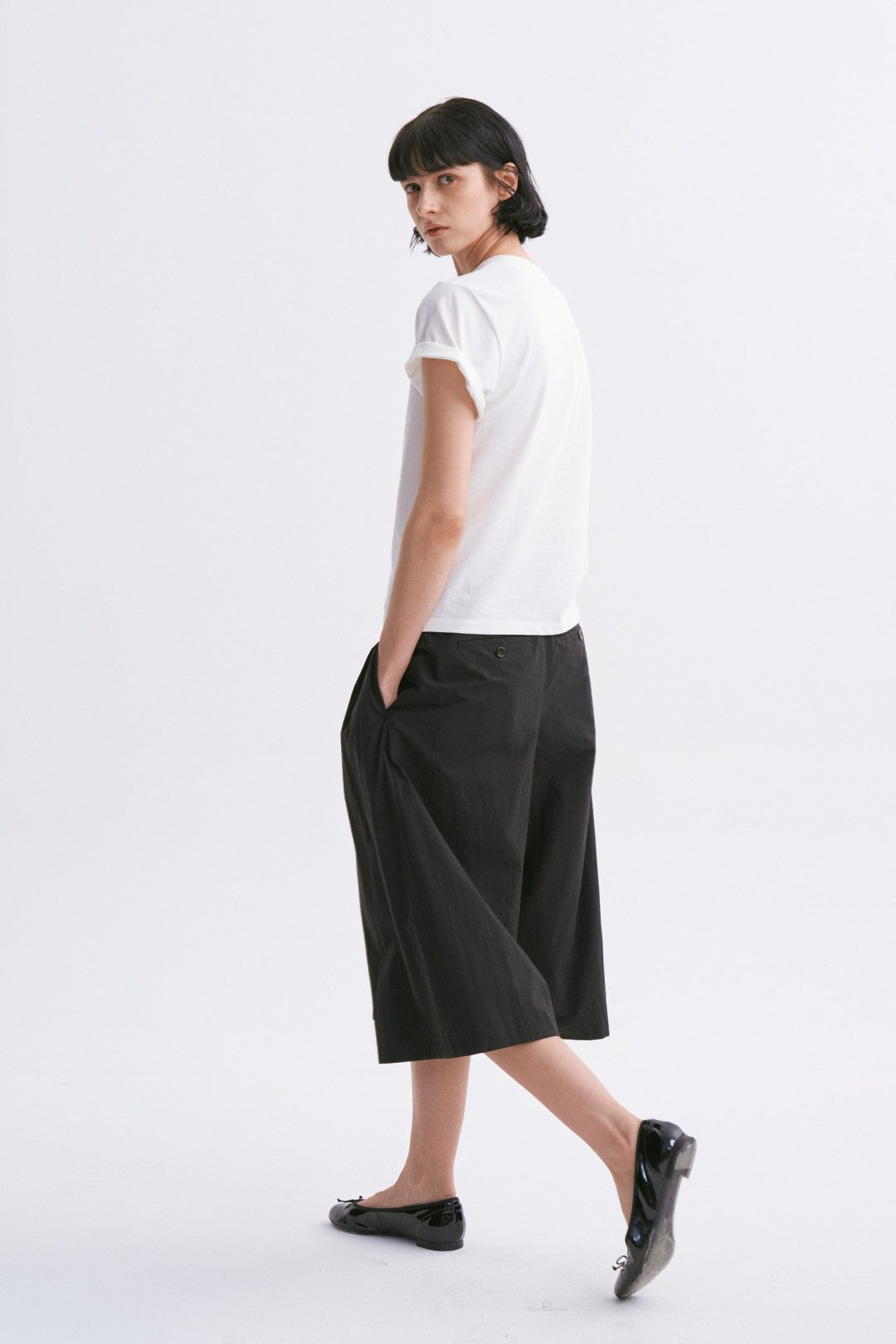 Linen-Cotton Rolled Sleeve T-Shirt, Slightly Loose Fit White