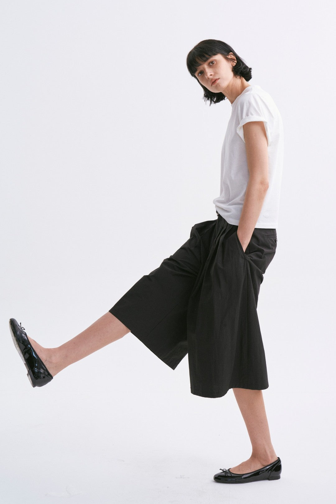 Linen-Cotton Rolled Sleeve T-Shirt, Slightly Loose Fit White