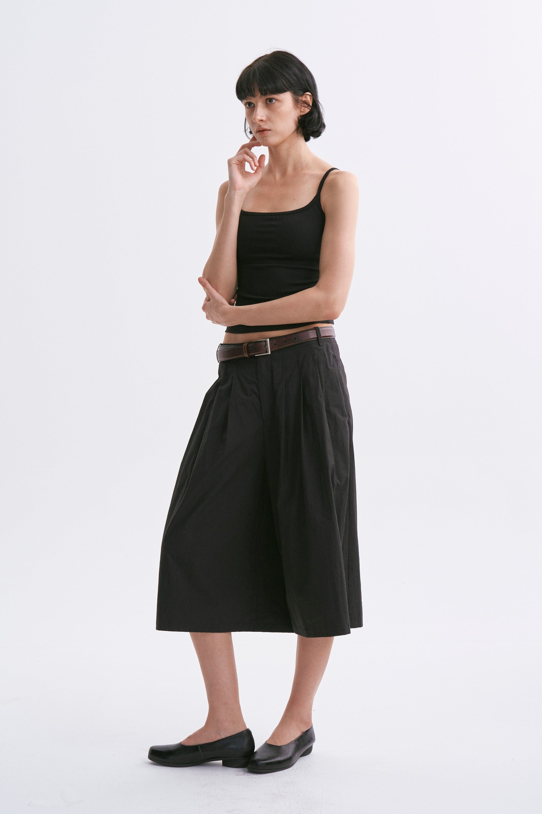 Deep U-Neck Thin Strap Padded Camisole Black