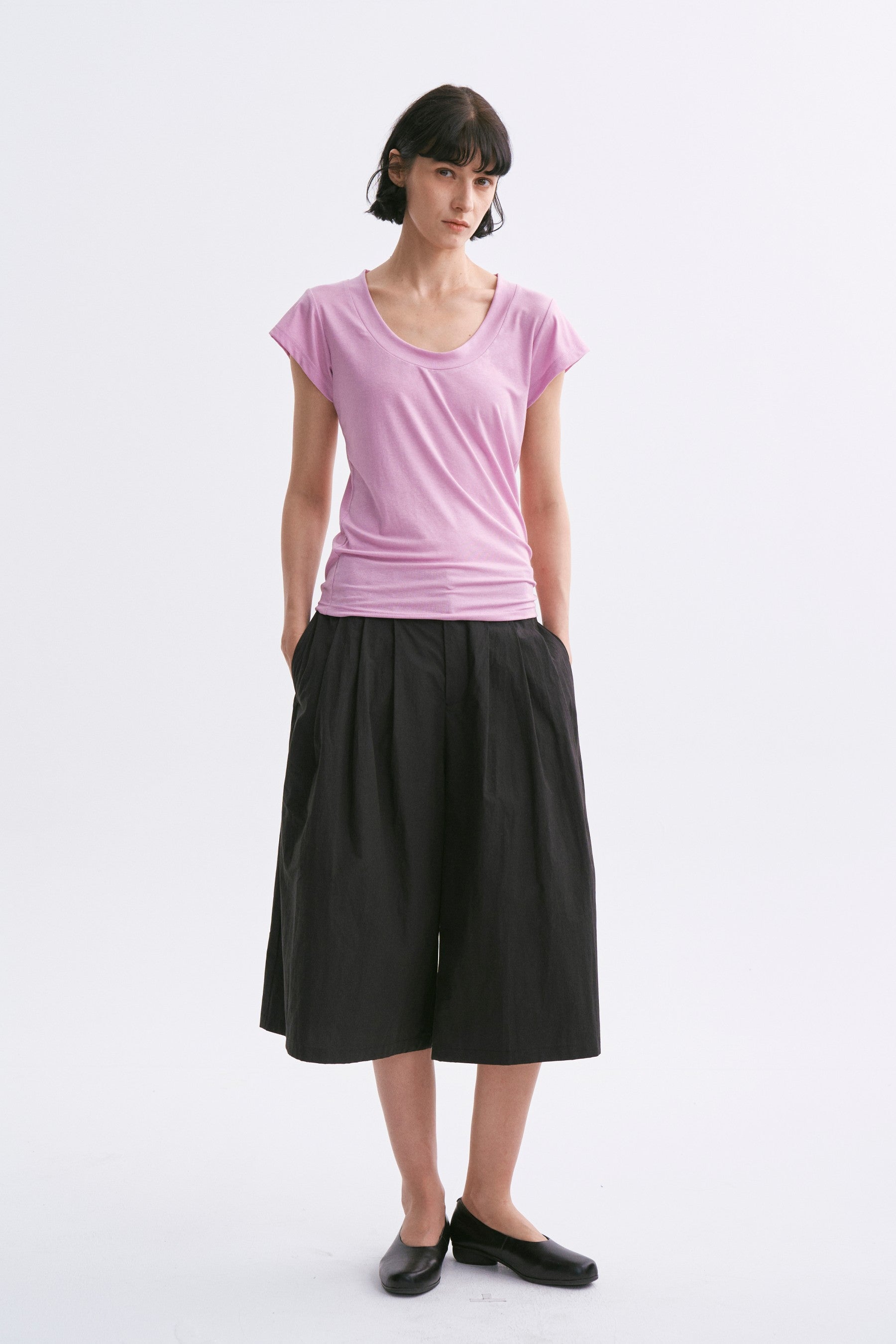 Mid-rise Tucked Wide-leg Pure Cotton Capri Pants Black